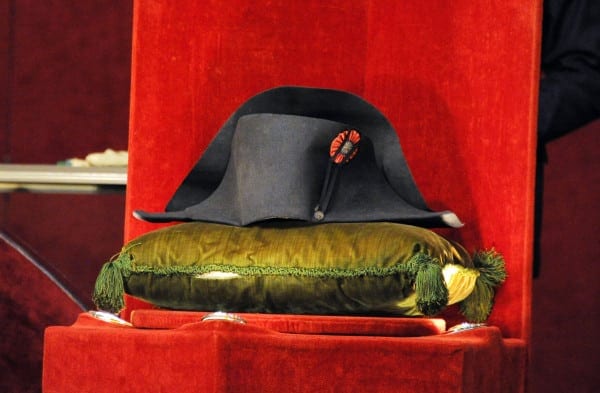 Pălăria lui Napoleon, vândută cu 1.9 milioane de euro