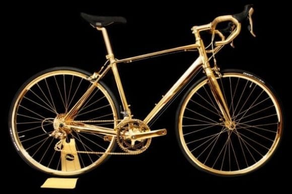 Bicicleta placată cu aur de 24 de carate