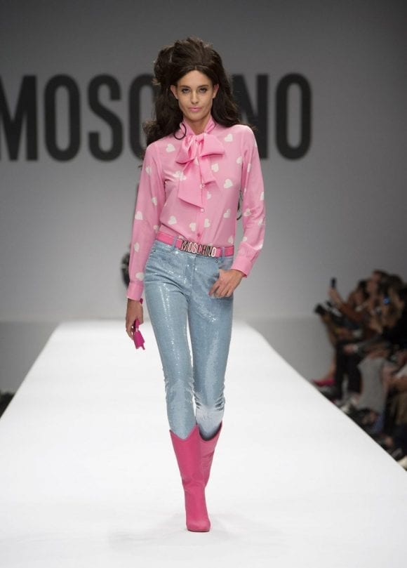 Barbie și Jeremy Scott pentru Moschino – Odă adusă primei maestre a modei