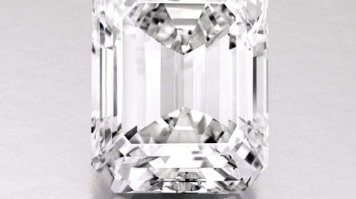 Diamantul perfect: 100 carate / 22,2 milioane de euro