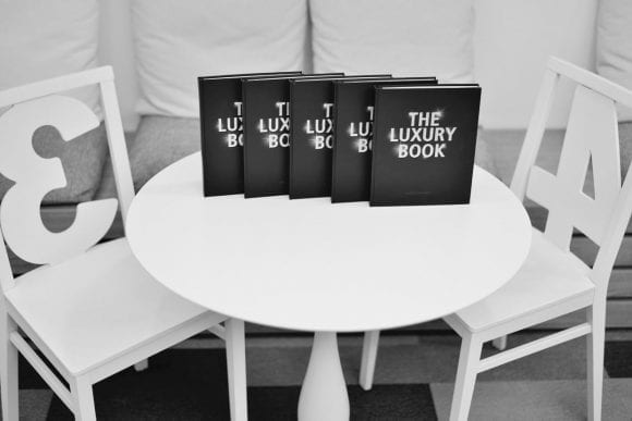 THE LUXURY BOOK – primul manual din România despre industria luxului