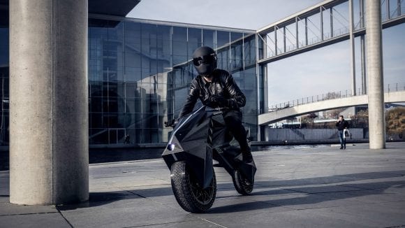 Premieră mondială: Nera, motocicleta electrică cu piese scoase la imprimanta 3D