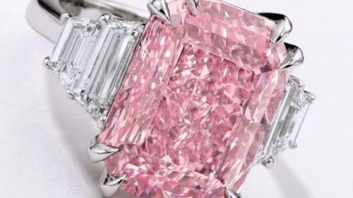 Un diamant roz, rar, de 10 carate este estimat la 25 de milioane de dolari