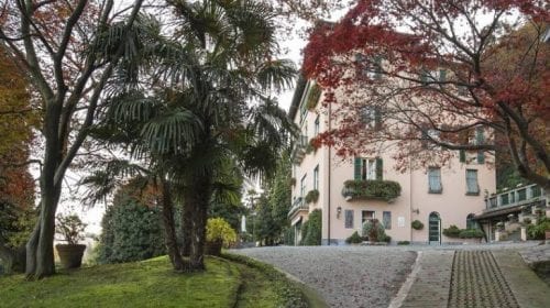 Vila impresionantă cu 50 de camere a Donatellei Versace din nordul Italiei