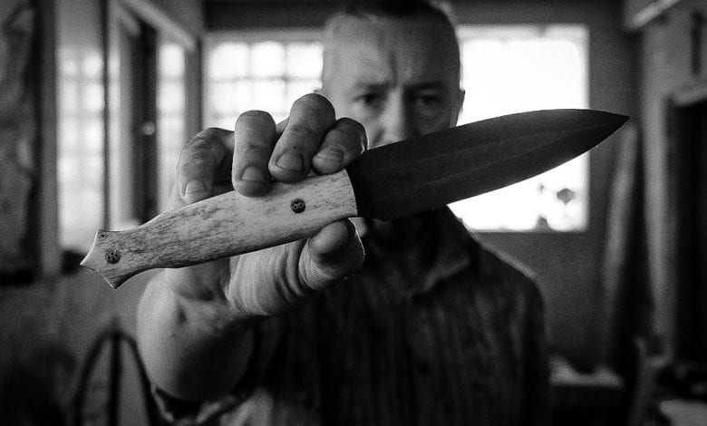 Harris Wallmen: „Sunt văzut ca un knifemaker puțin mai excentric, aproape niciodată nu realizez două cuțite la fel”