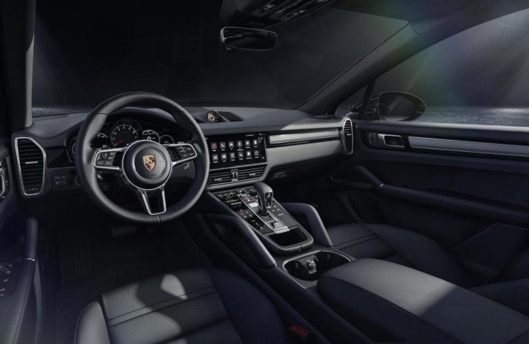 Porsche Cayenne Platinum Edition, acum și în România