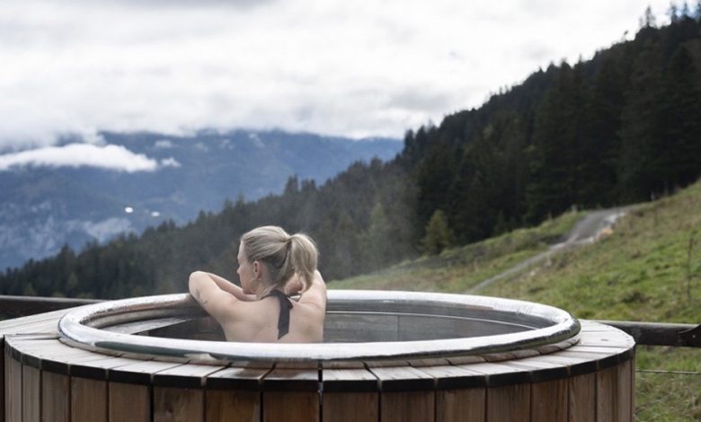 Audemars Piguet creează „Pod” – Cabina de lux ecologică din Alpi pentru un hotel elvețian