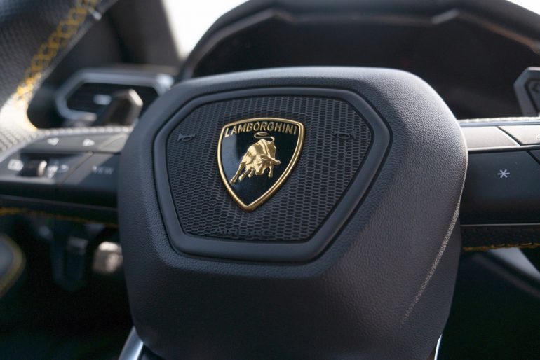 Test Drive Lamborghini Urus, primul vehicul utilitar Super Sport din lume