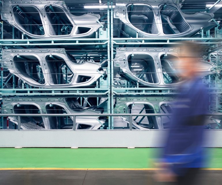BMW ȘI Salzgitter AG au smenat pentru livrarea de oţel produs cu emisii scăzute de carbon începând cu 2026