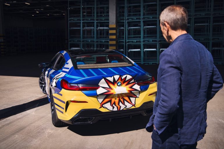 Prin THE 8 X JEFF KOONS, artistul american a creat propriul automobil de vis alături de BMW