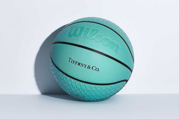 Tiffany & Co. celebrează istoria trofeelor NBA