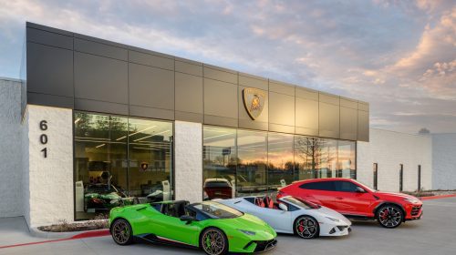 Lamborghini dezvăluie o nouă estetică de design în showroom-ul din Dallas