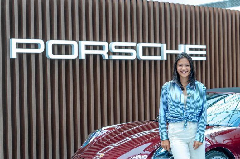 Emma Răducanu, Ambasador al mărcii Porsche: „Sunt încântată să joc la Porsche Tennis Grand Prix"