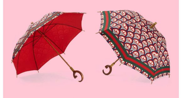 Umbrela Adidas x Gucci costă 1300 USD și nu te protejează de ploaie