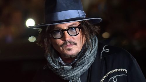 Johnny Depp se întoarce pe scaunul de regizor după 25 de ani