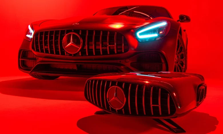 Ixoost lansează o boxă care arată ca grila lui Mercedes-AMG GT