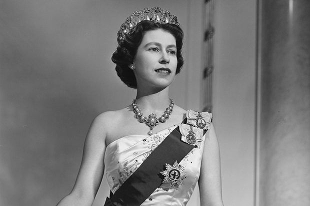 Regina Elisabeta a II-a – O viață în serviciul oamenilor