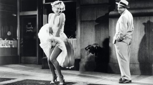 Cea mai scumpă rochie vândută vreodată la licitație a fost purtată de Marilyn Monroe în filmul „The Seven Year Itch”