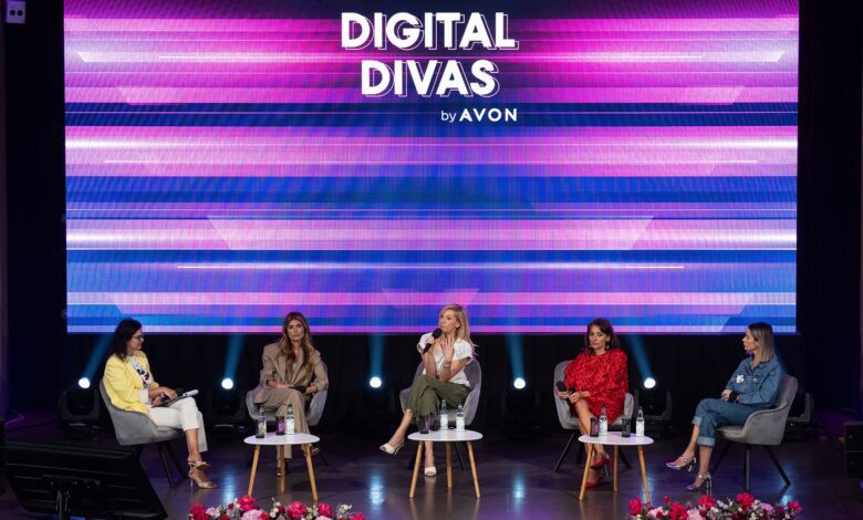 Fii parte a fenomenului Digital Divas