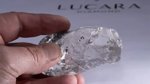 Un diamant masiv de 1.080 de carate a fost descoperit în Botswana