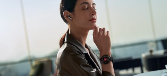 Huawei a lansat noua sa serie de ceasuri, Huawei Watch 4, în România