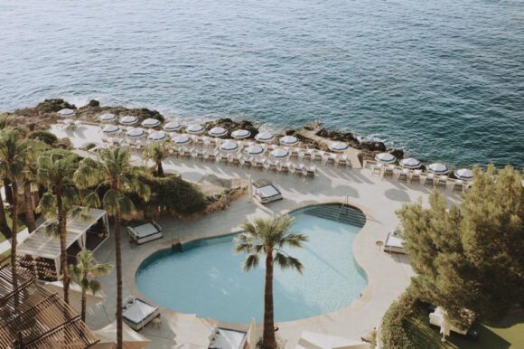 Hotel de Mar din Mallorca colaborează cu Alberta Ferretti