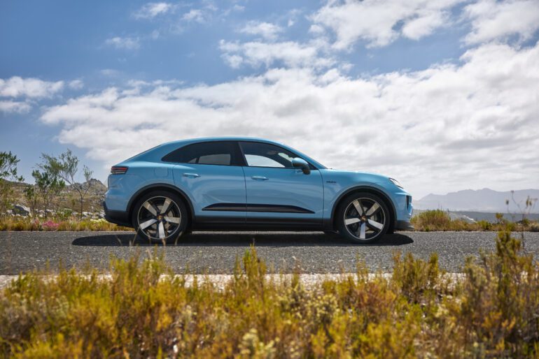 Noul Porsche Macan complet electric